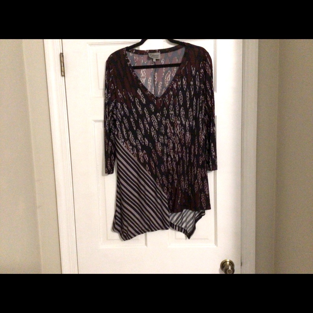 Lightweight rayon tunic top